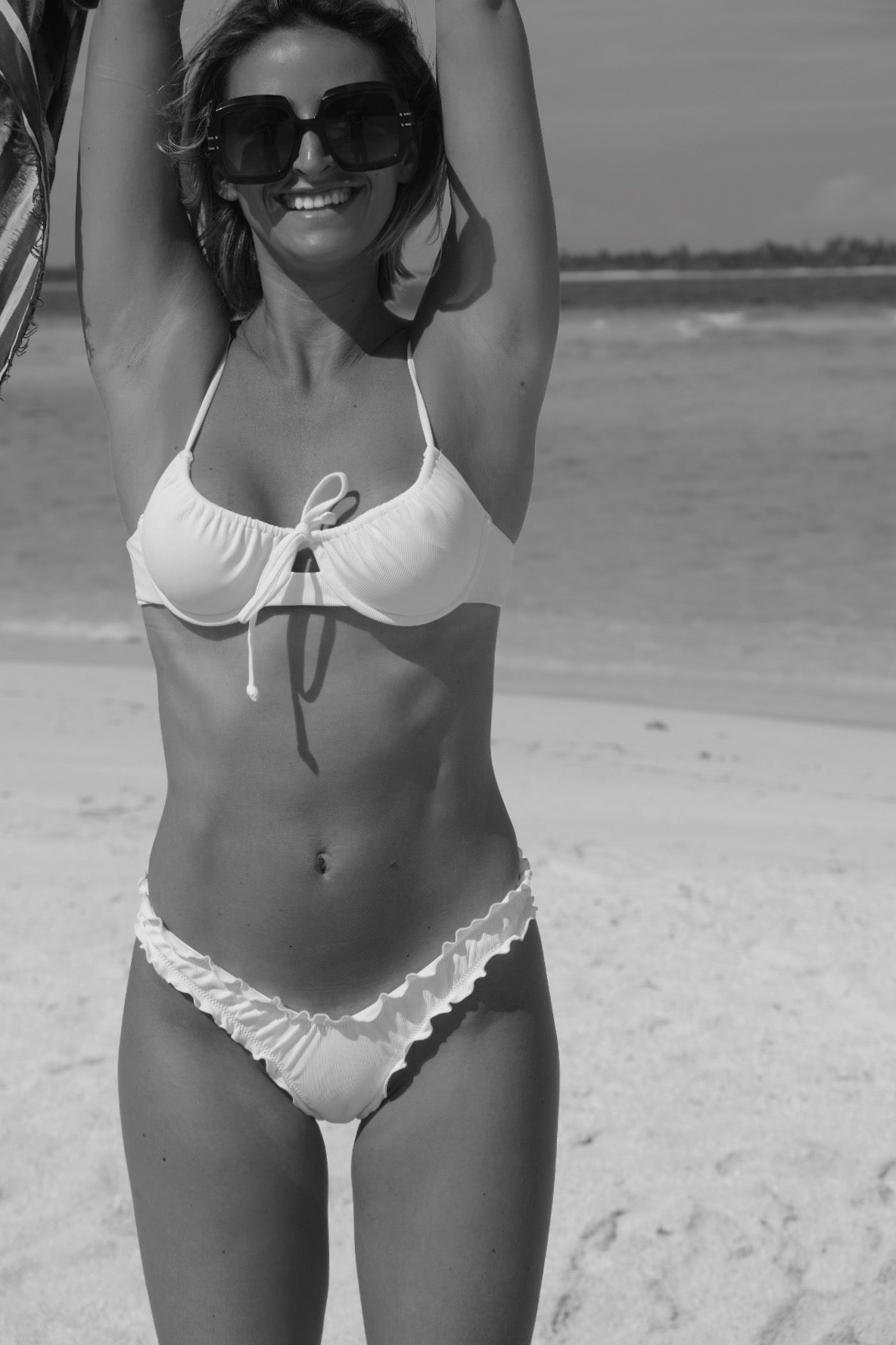 white sand bottom